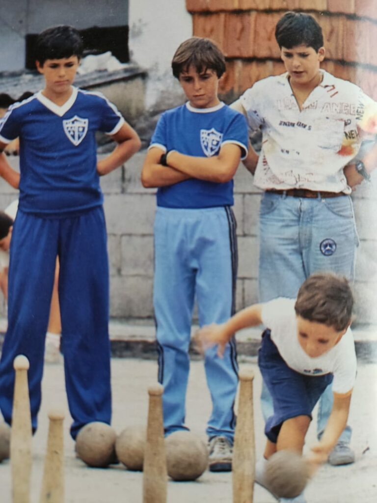 alumnos escuela de bolos